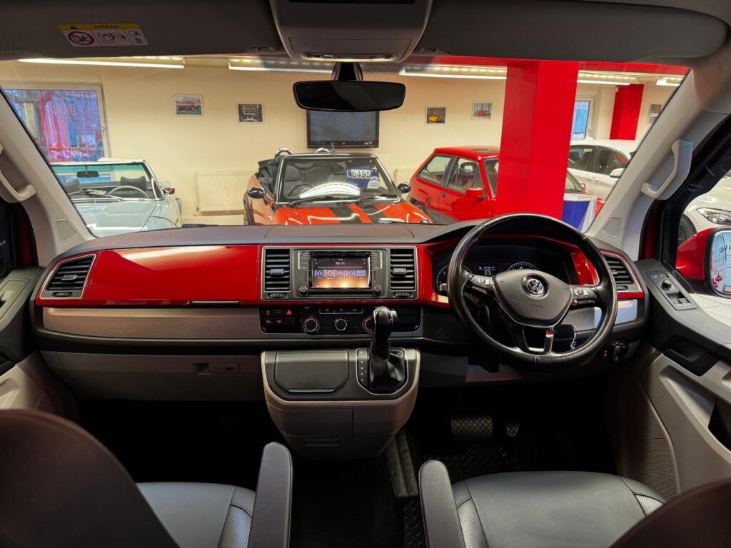 2018 Volkswagen Transporter ET68SLZ