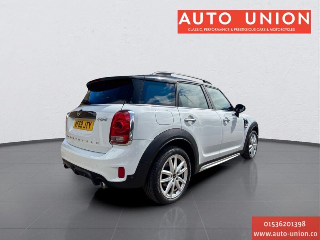 2019 MINI Countryman WF69JTY
