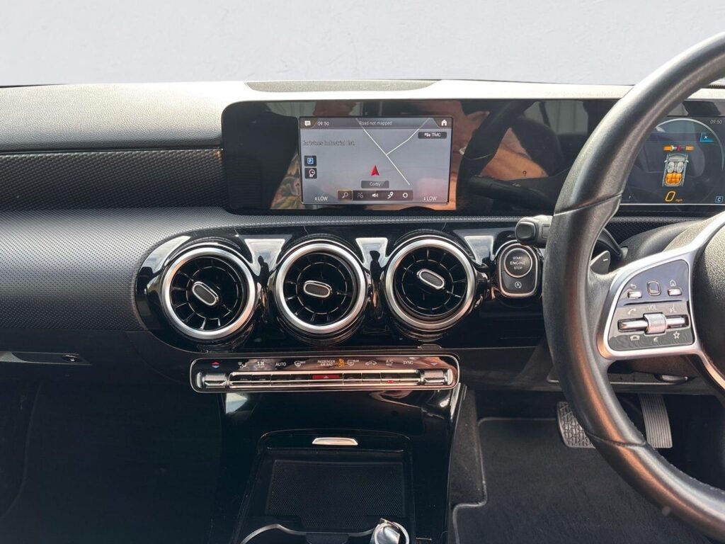 2018 Mercedes-Benz A Class BF68NZG