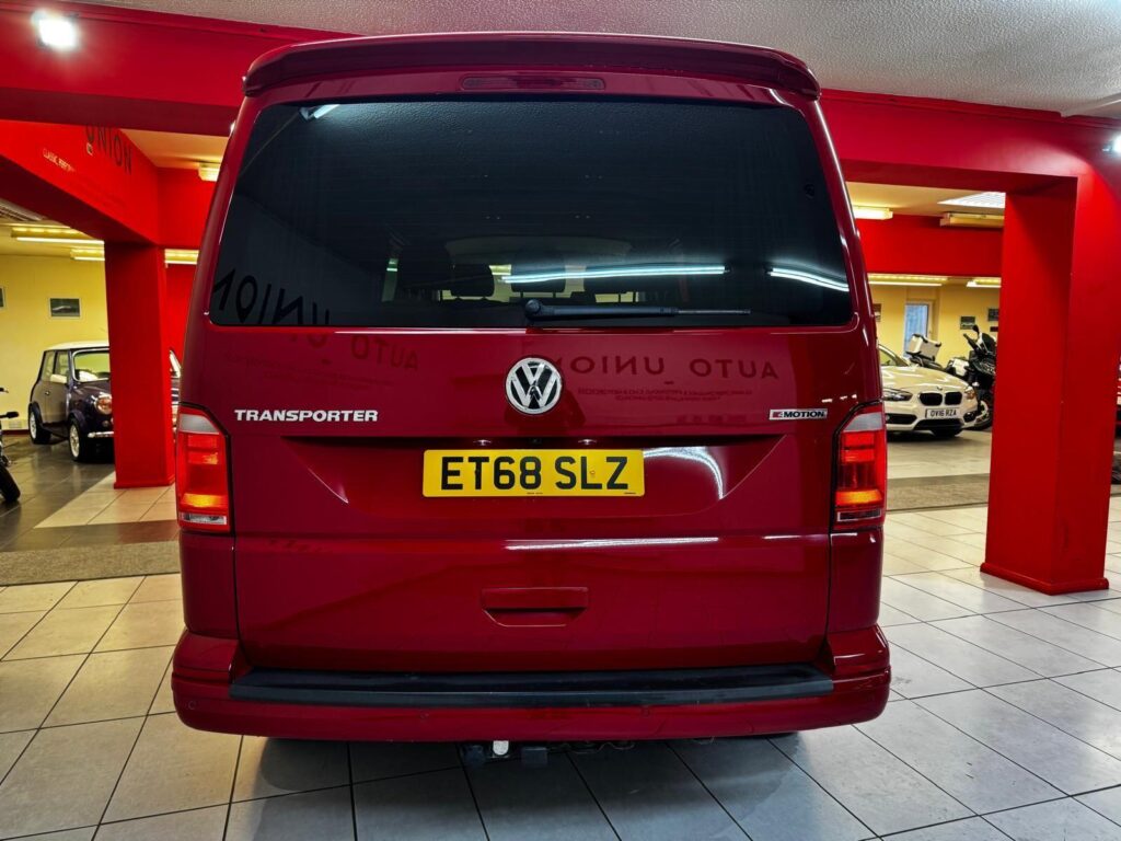 2018 Volkswagen Transporter ET68SLZ