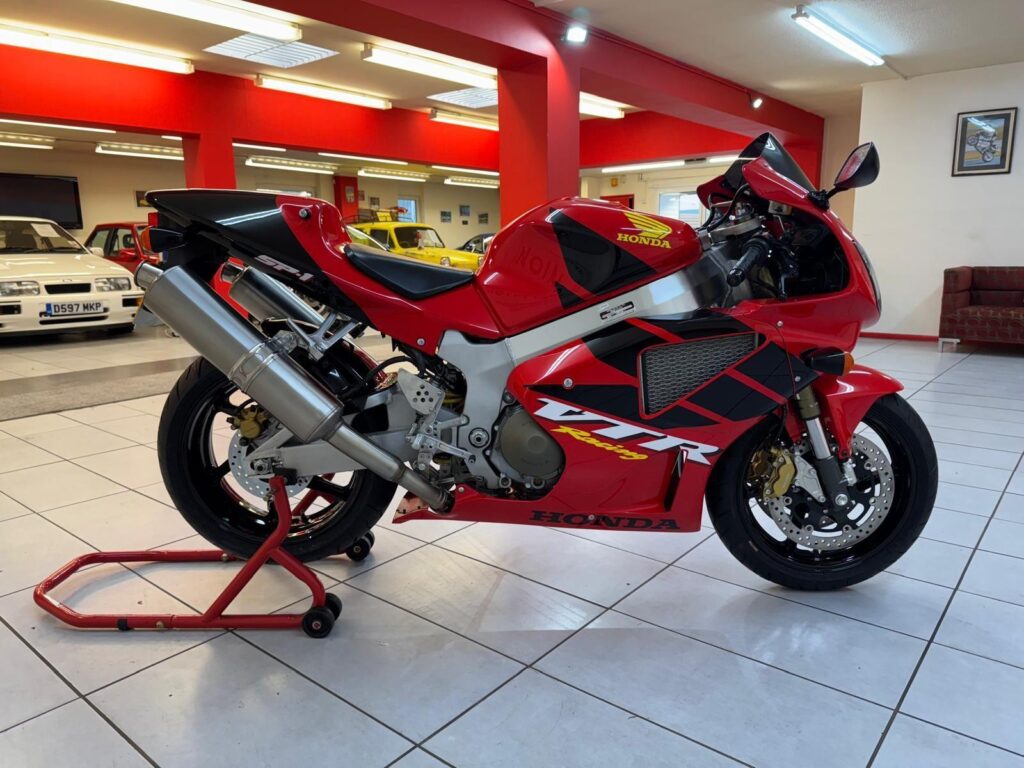 2000 Honda VTR 1000 W639DBH