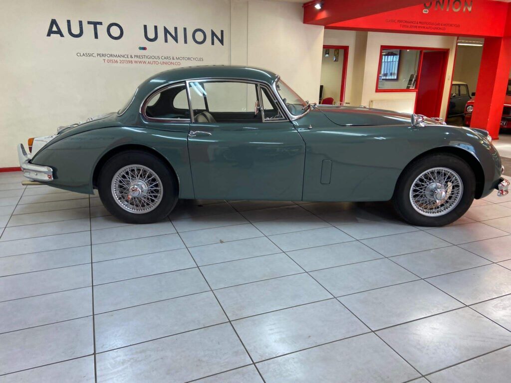 1960 Jaguar XK150 646BNP