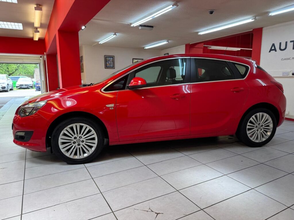 2014 Vauxhall Astra WA64XDY