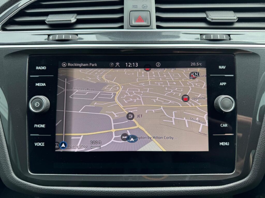 2022 Volkswagen Tiguan BF22HPL