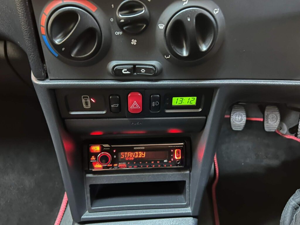 2000 Alfa Romeo 145 W221SJU