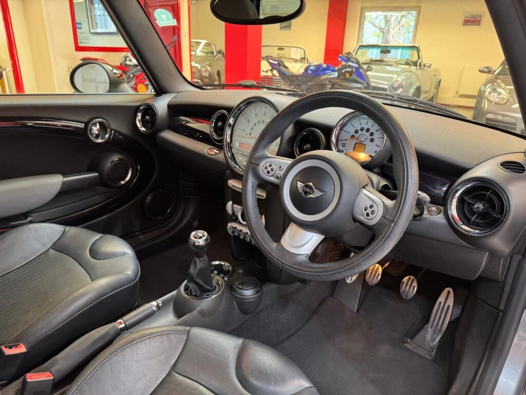 2007 MINI Hatch LT57XML