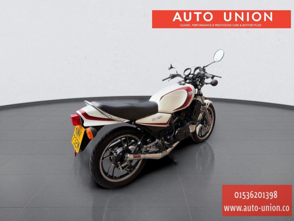 1980 Yamaha RD250 NWK732W