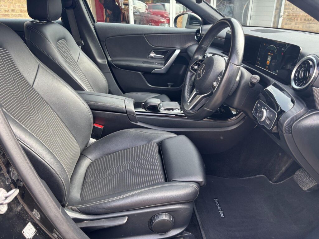 2018 Mercedes-Benz A Class BF68NZG