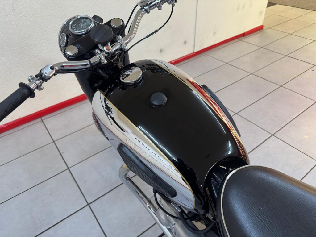 1959 BSA A7 TFO833