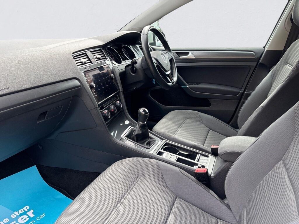 2019 Volkswagen Golf RL19UOU