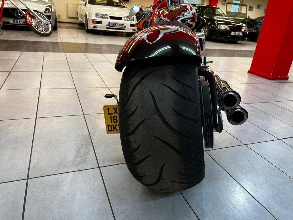 2018 Harley-Davidson Softail LX18DKV