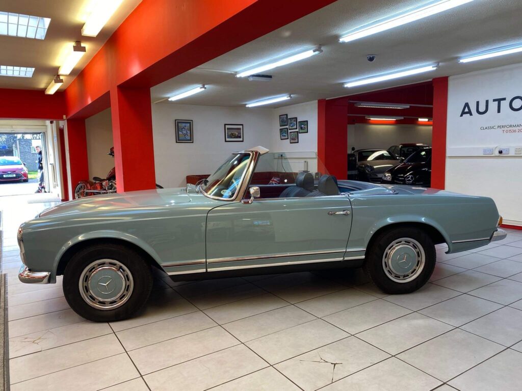 1969 Mercedes-Benz 280 SL PFJ303G