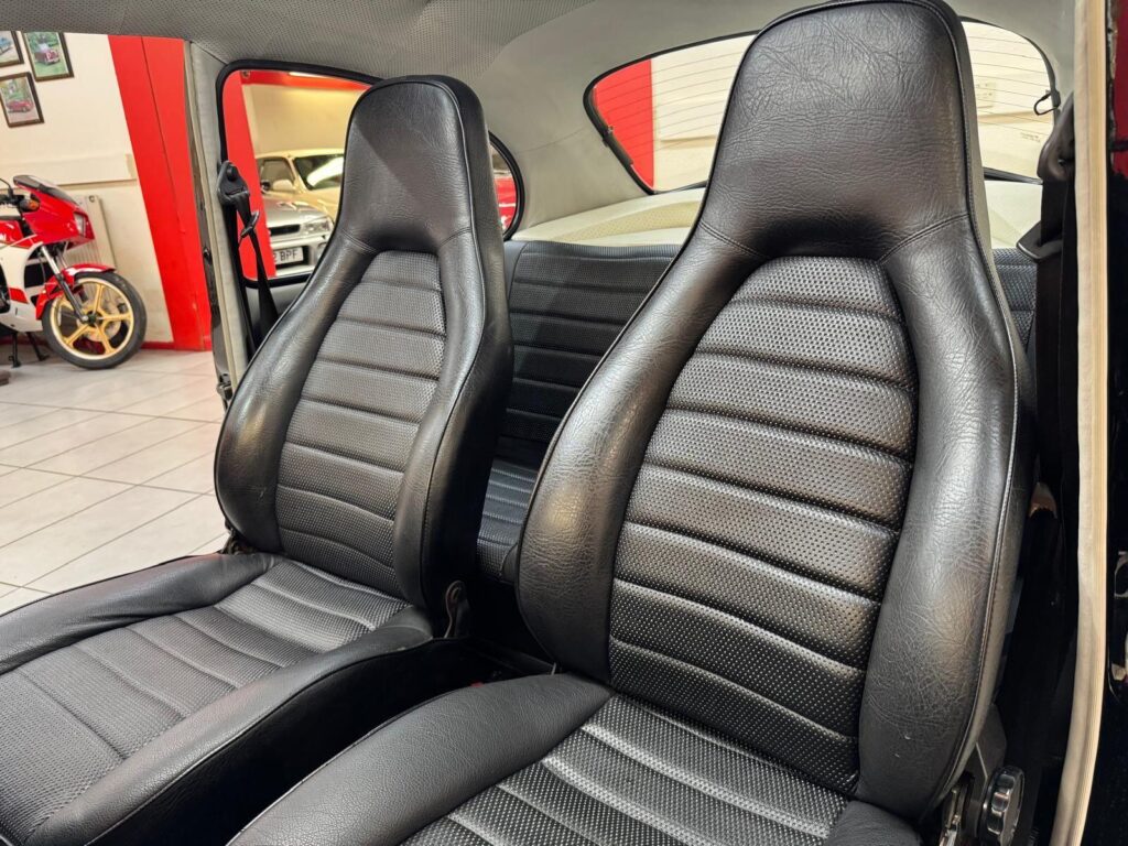 1997 Volkswagen Beetle R855KFB