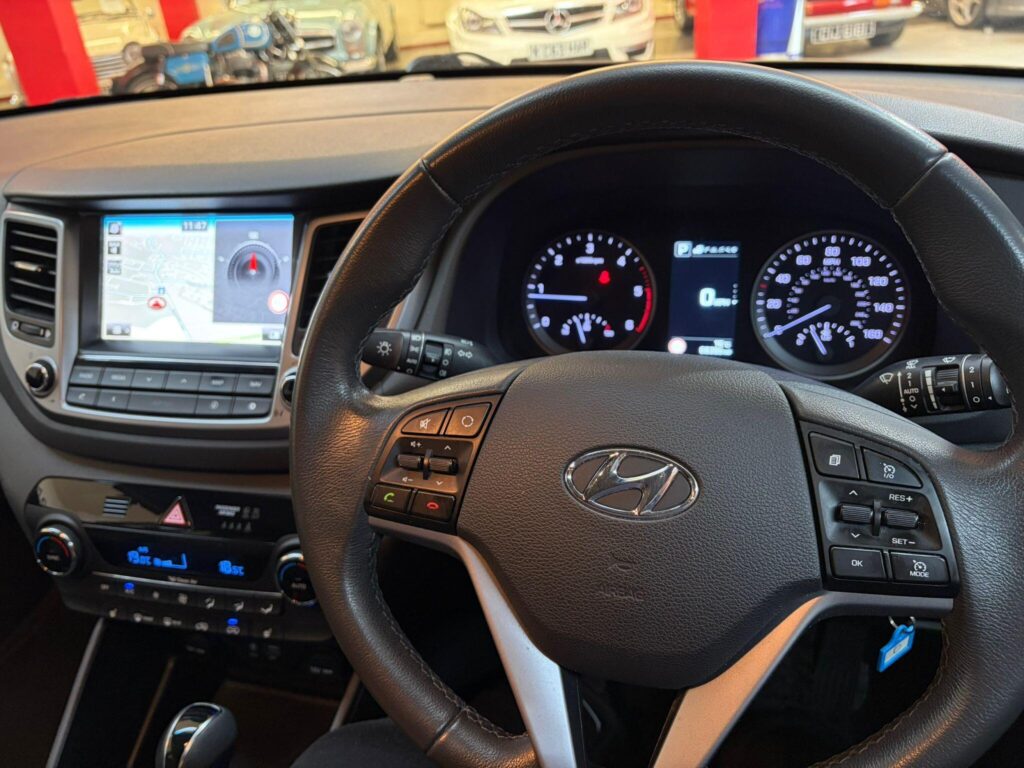 2016 Hyundai TUCSON KR16JFZ