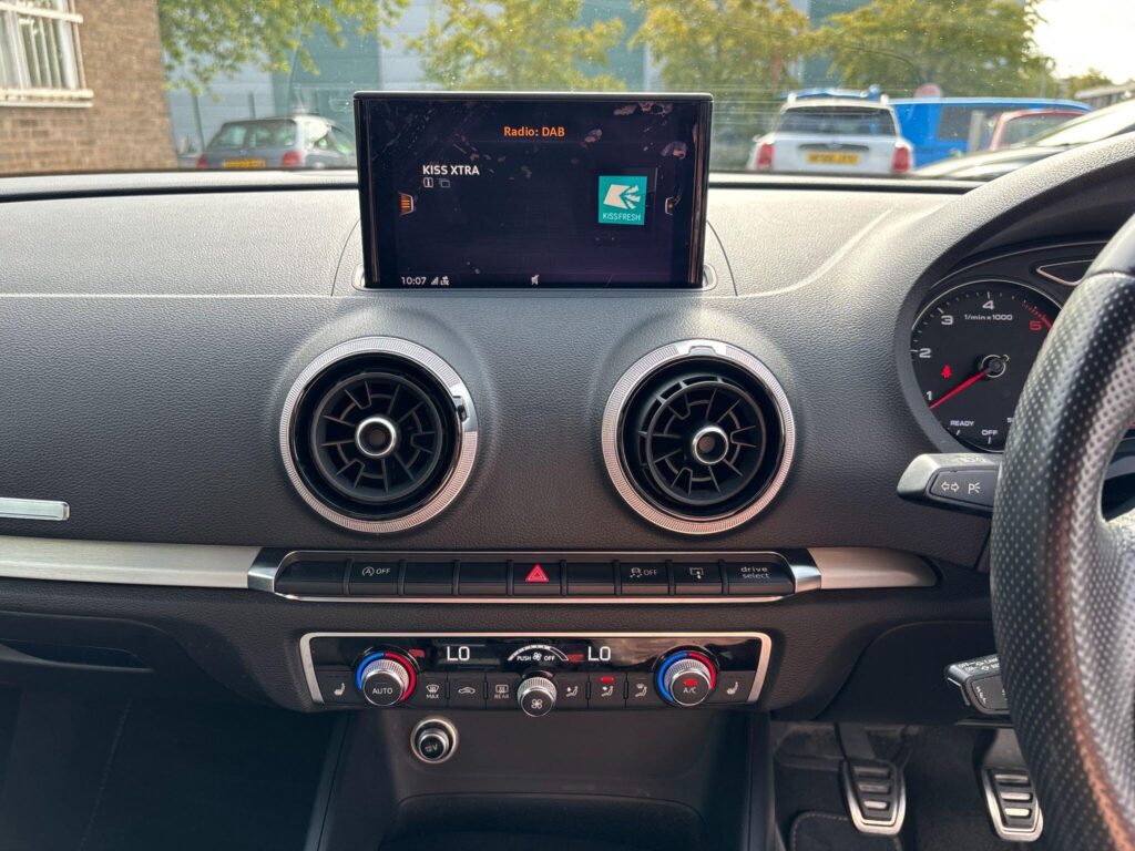 2017 Audi A3 RV67OEO