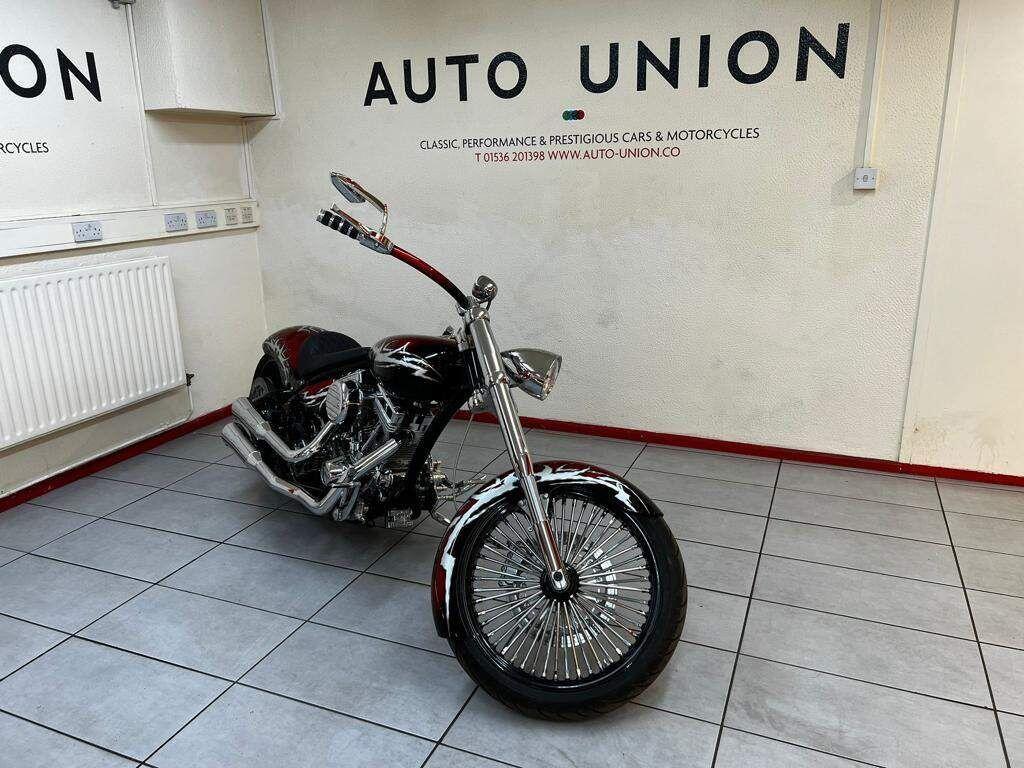 2018 Harley-Davidson Softail LX18DKV