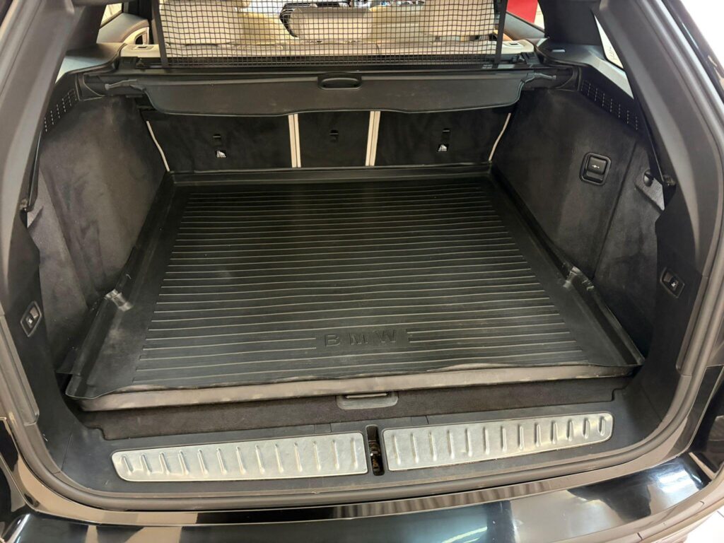 2017 BMW 5 Series HX67PYP