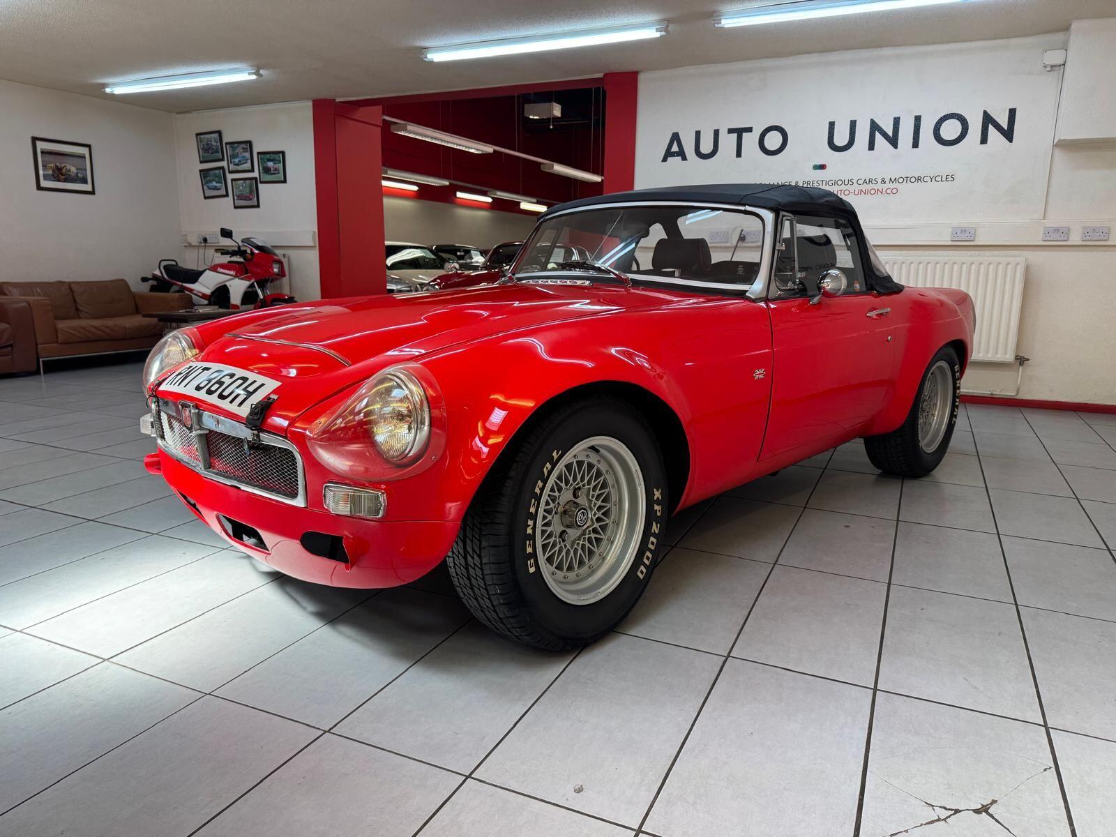 1970 MG MGB RNT860H - additional view