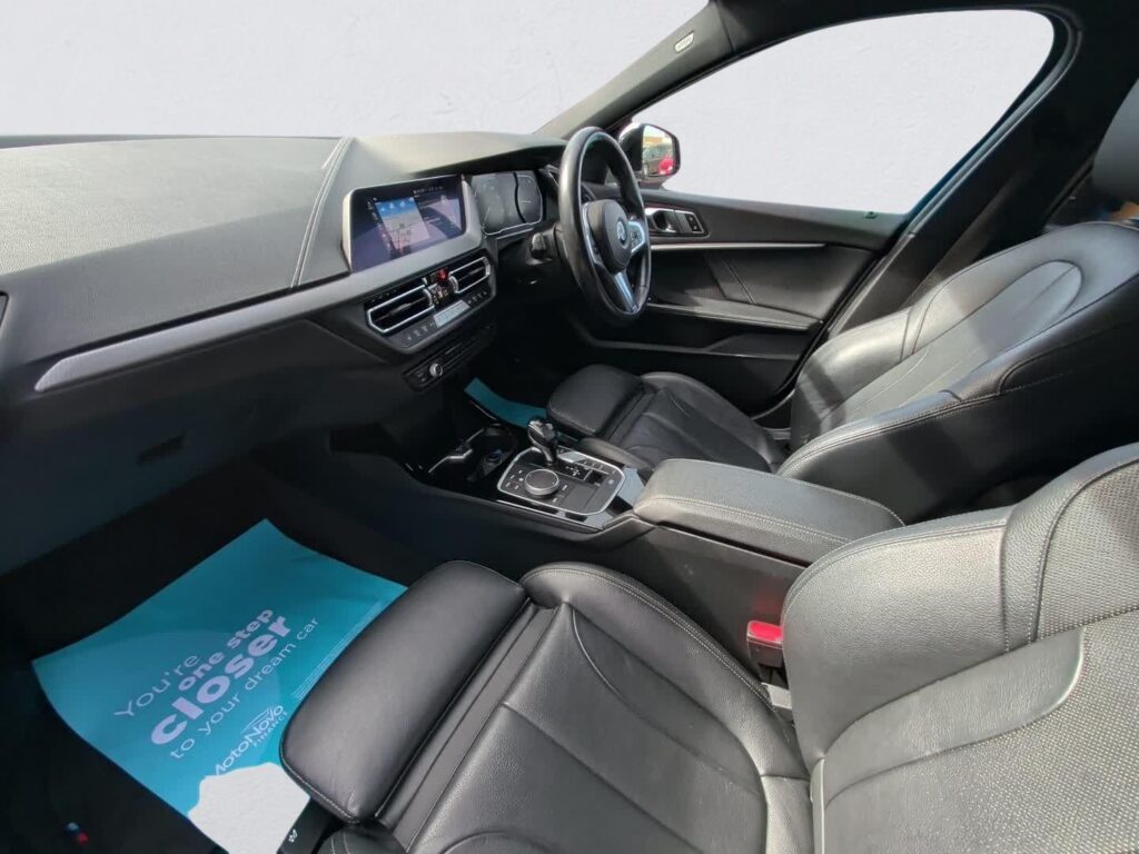 2020 BMW 1 Series YG70WPD