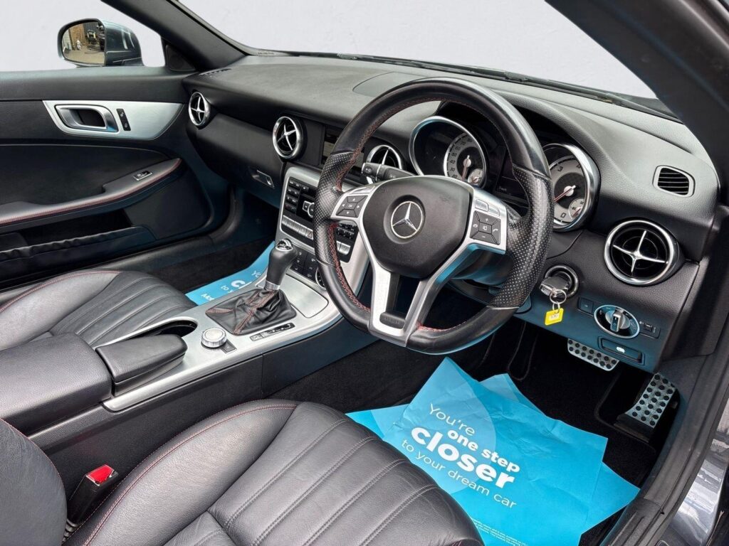 2014 Mercedes-Benz SLK YH14OEE