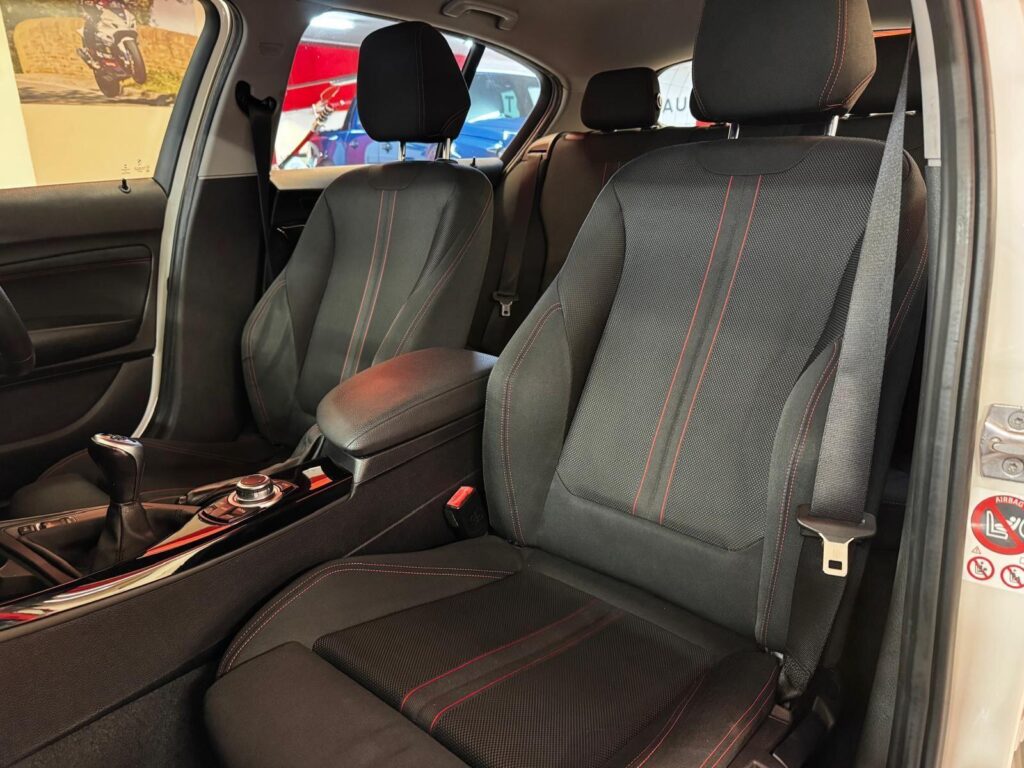 2016 BMW 1 Series OV16RZA