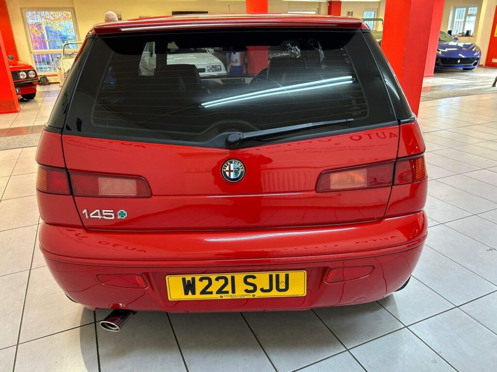 2000 Alfa Romeo 145 W221SJU