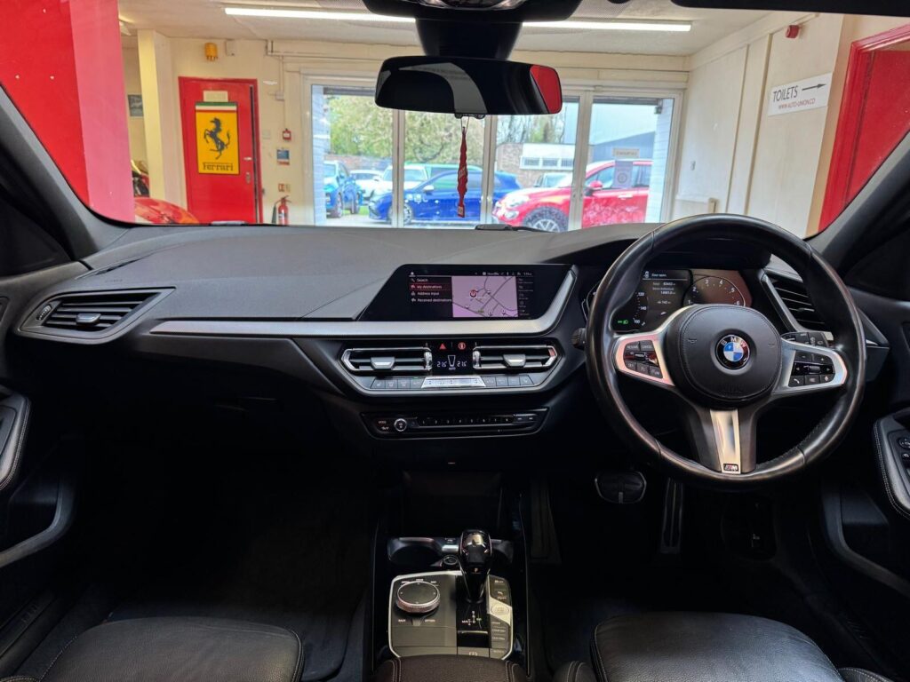 2020 BMW 1 Series YG70WPD