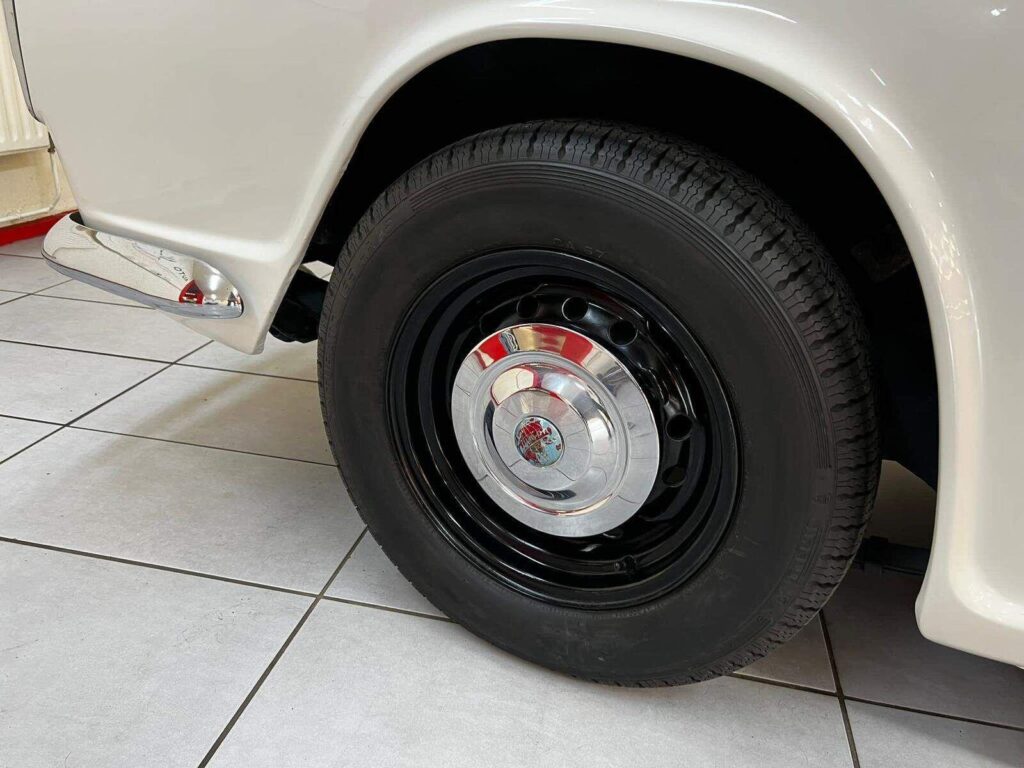 1966 Triumph TR4 HNB103D