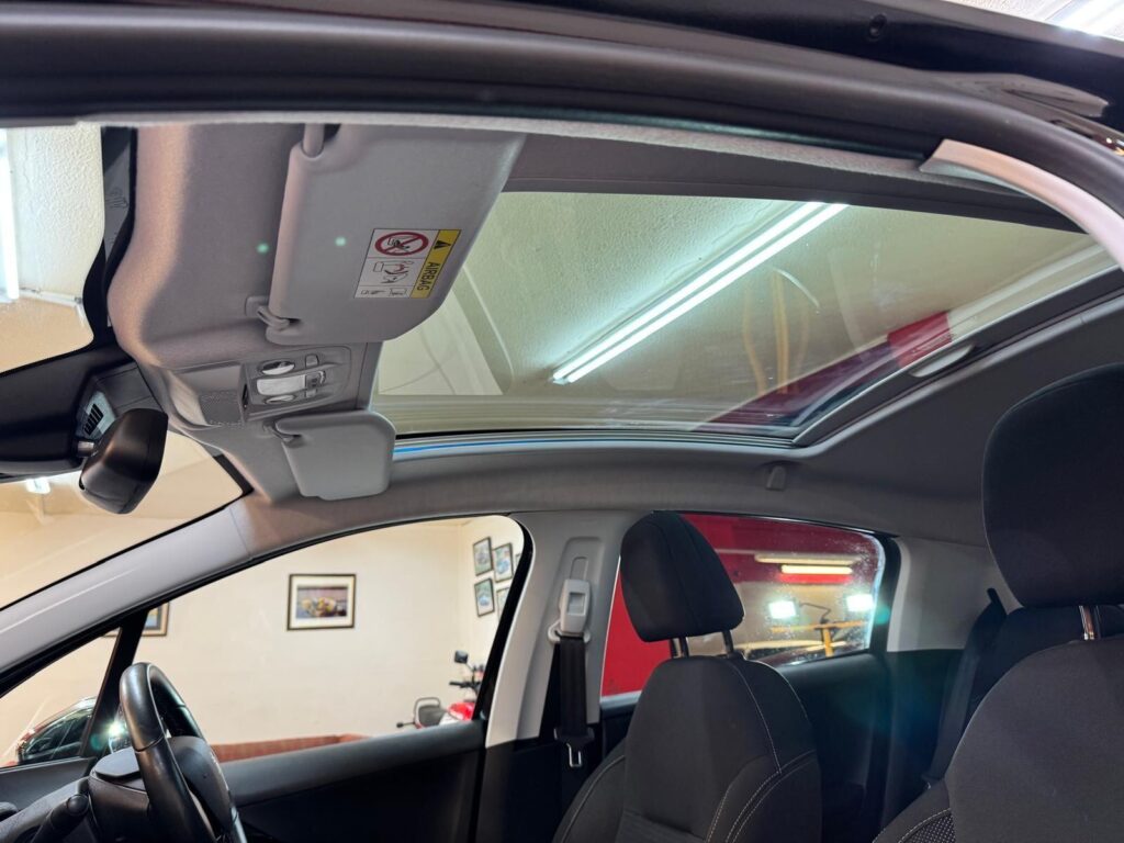 2019 Peugeot 208 KY19DKR