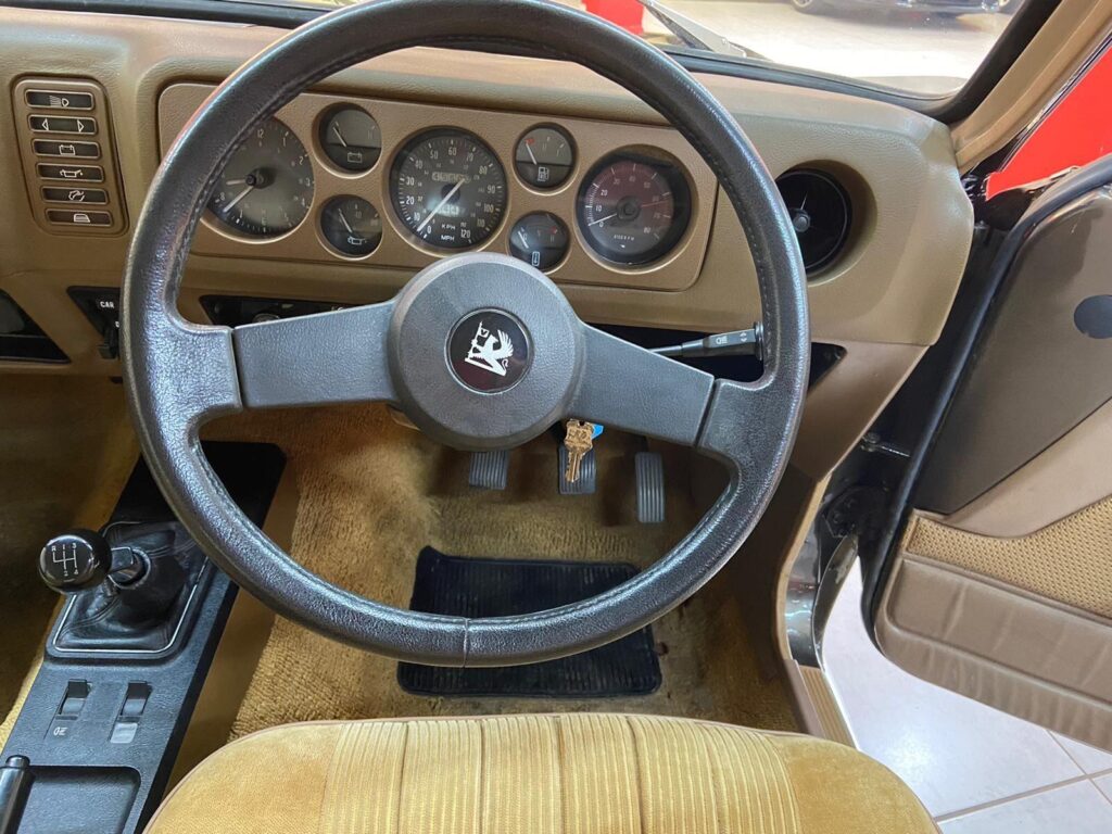 1977 Vauxhall Magnum TAR575R