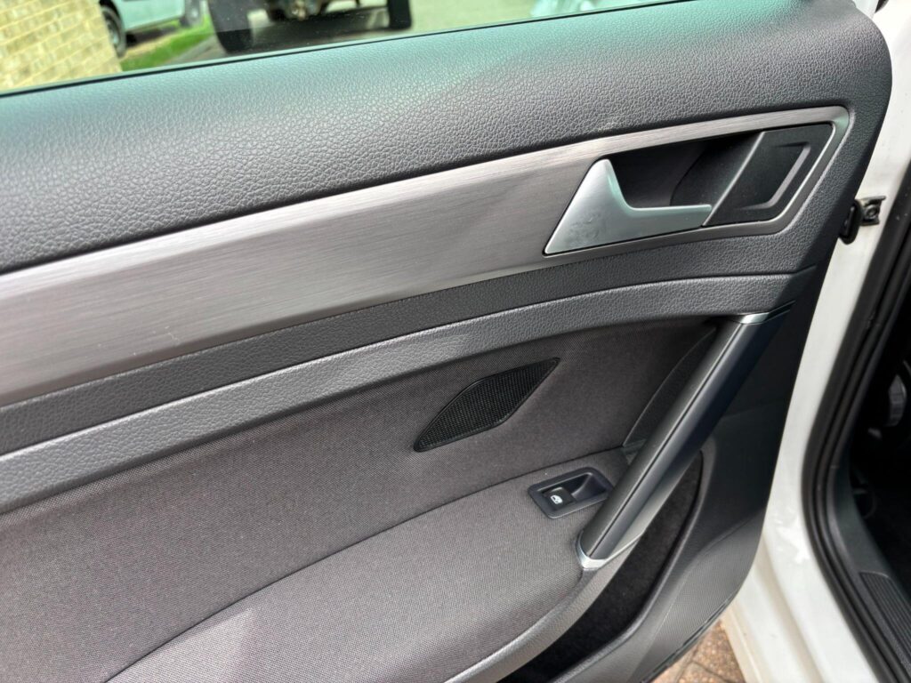 2019 Volkswagen Golf RL19UOU