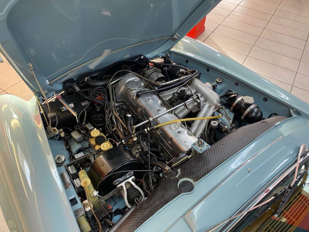 1969 Mercedes-Benz 280 SL PFJ303G