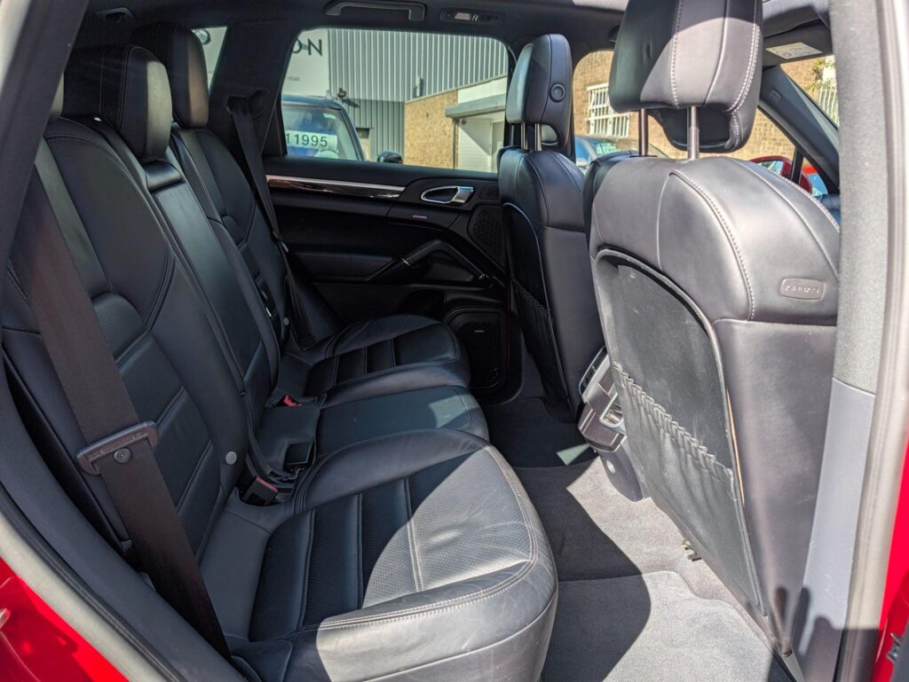 2016 Porsche Cayenne FE16GXO