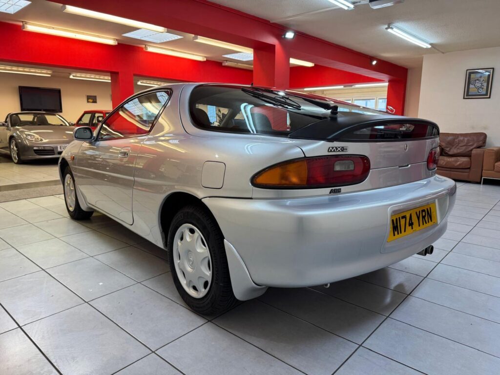 1995 Mazda MX-3 M174YRN