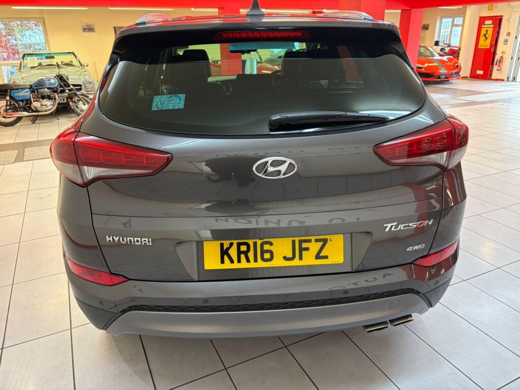 2016 Hyundai TUCSON KR16JFZ