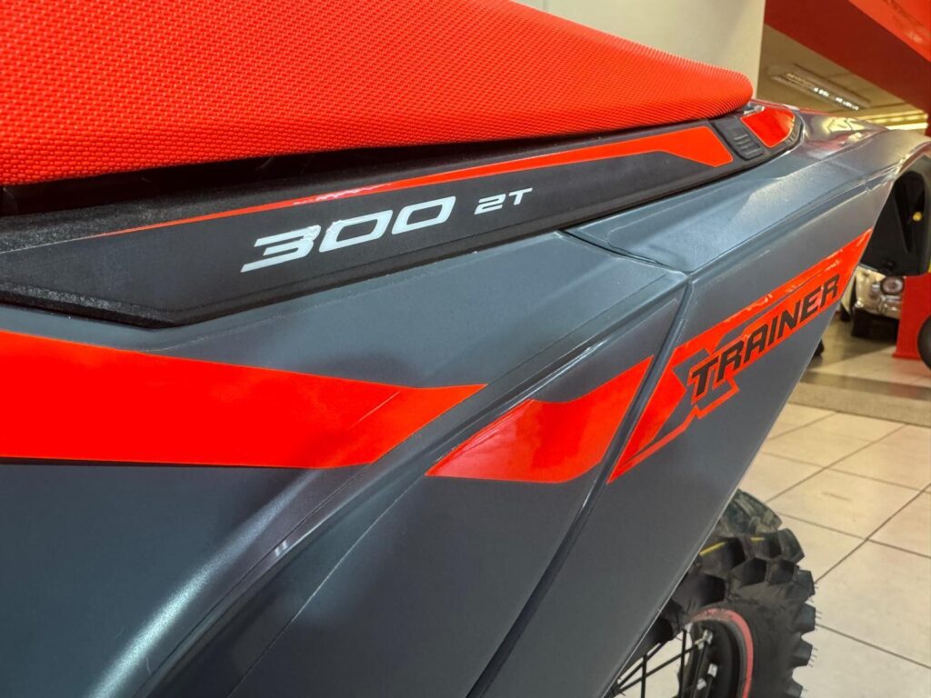 2025 Beta Xtrainer 300 YS25GMY