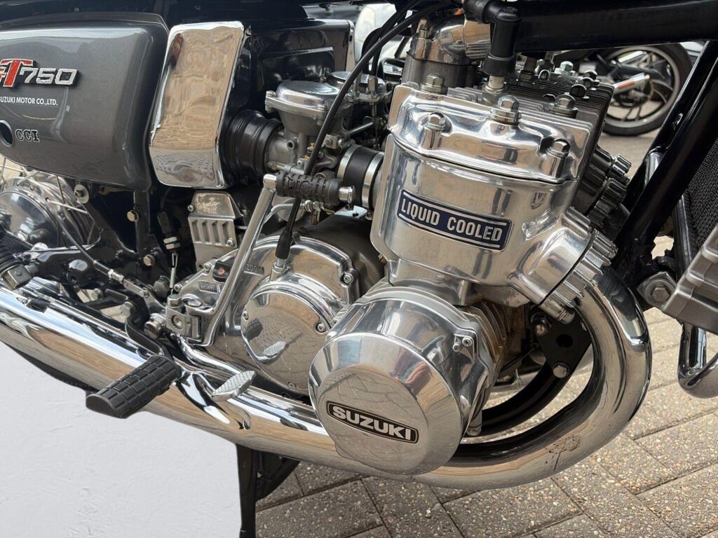 1975 Suzuki GT XHJ752N