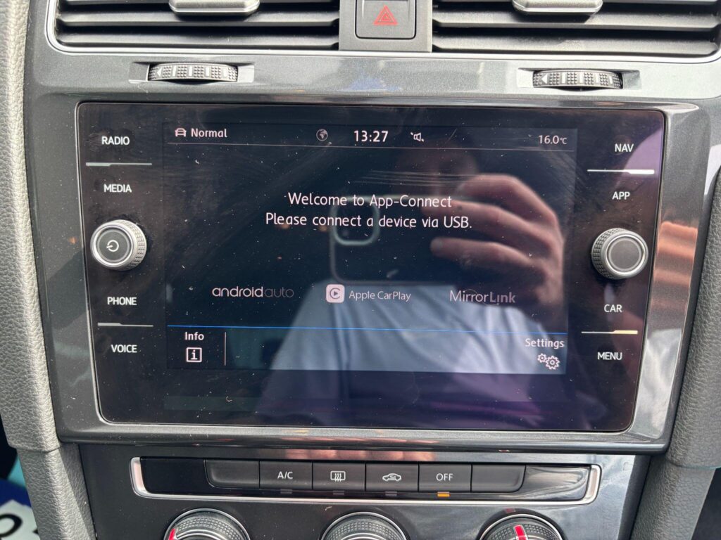 2019 Volkswagen Golf RL19UOU