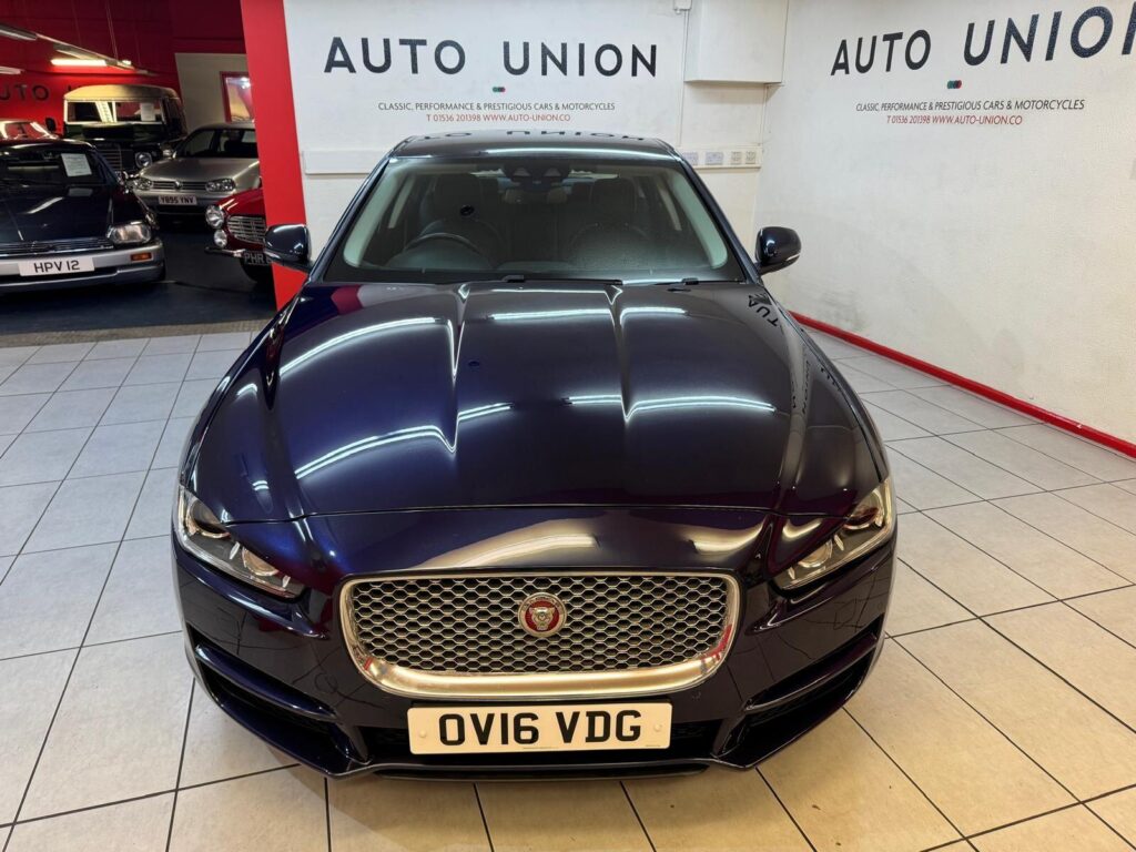 2016 Jaguar XE OV16VDG