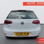2018 Volkswagen Golf YC68YLW