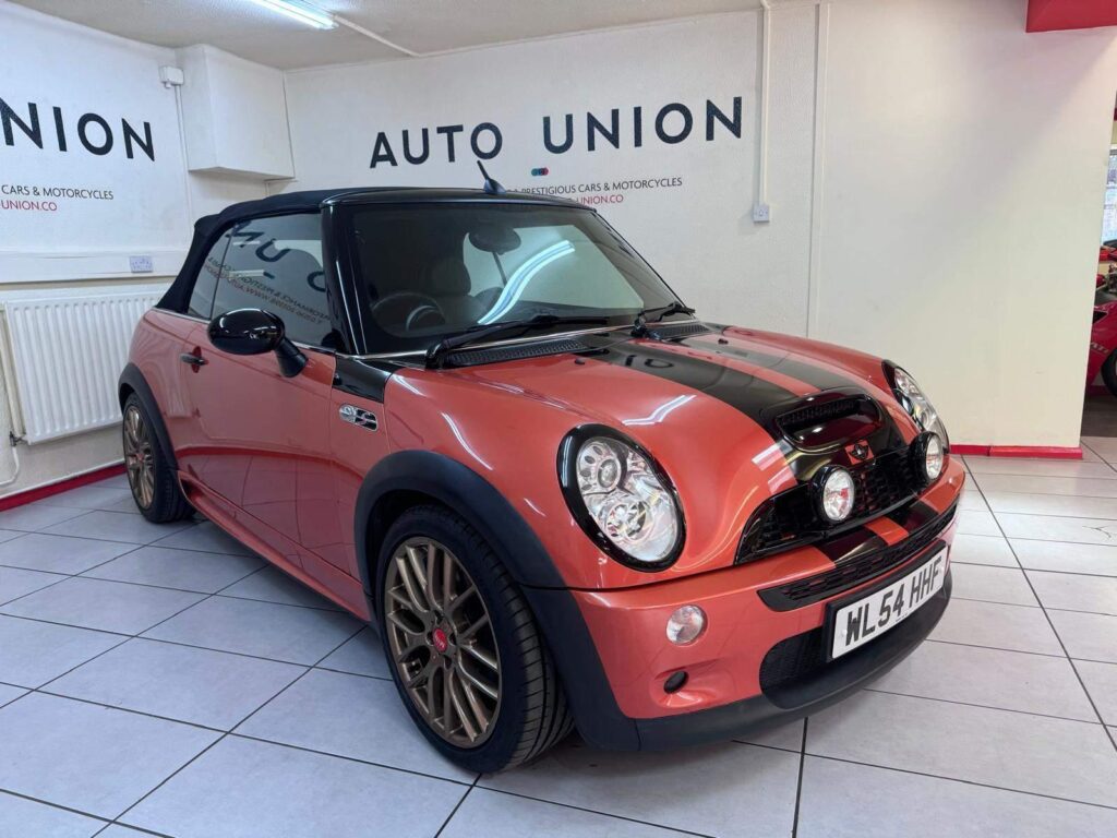 2004 MINI Convertible WL54HHF