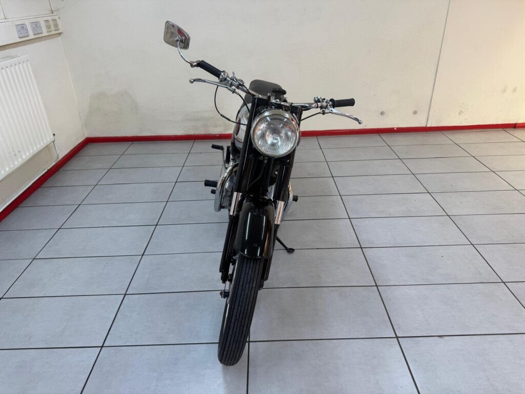 1959 BSA A7 TFO833