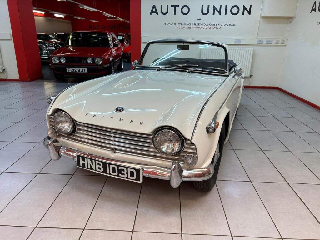 1966 Triumph TR4 HNB103D