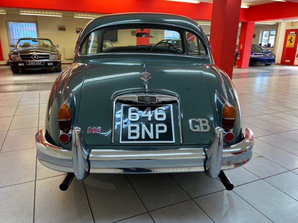 1960 Jaguar XK150 646BNP