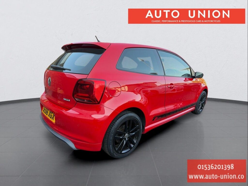 2016 Volkswagen Polo SE66XGX