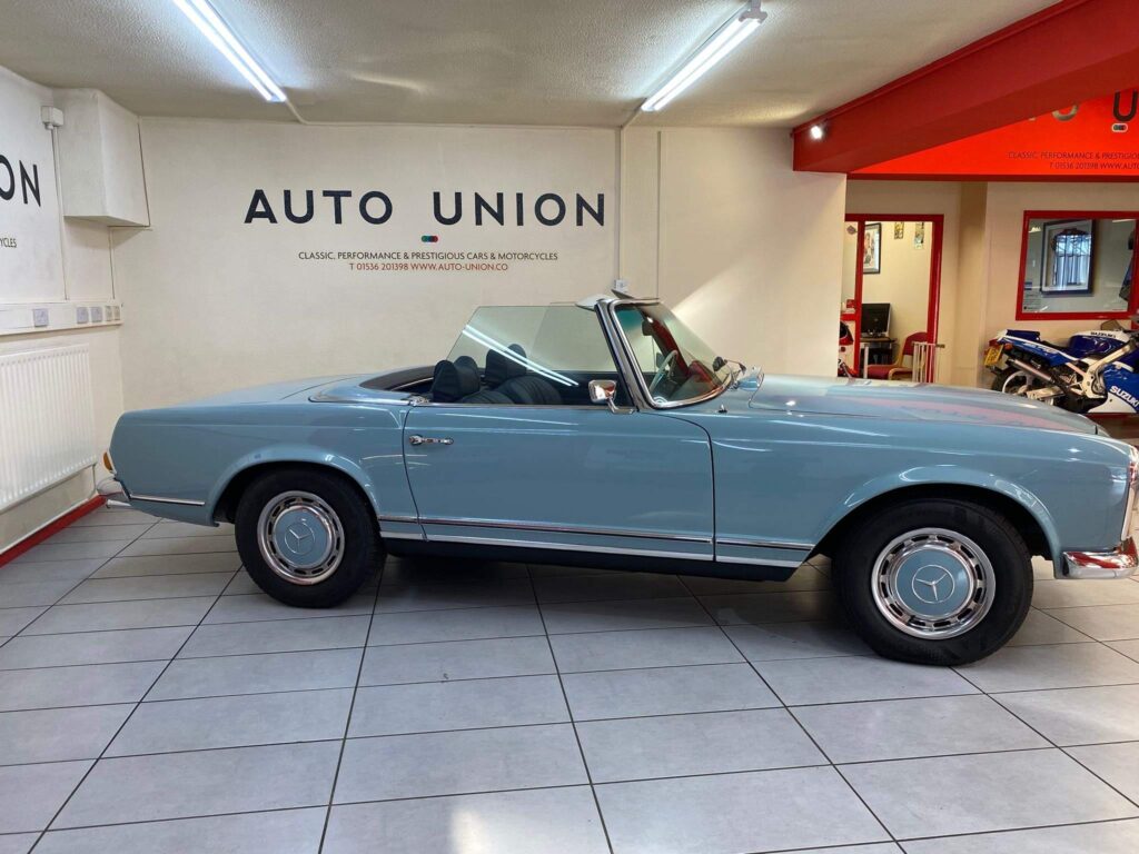 1969 Mercedes-Benz 280 SL PFJ303G