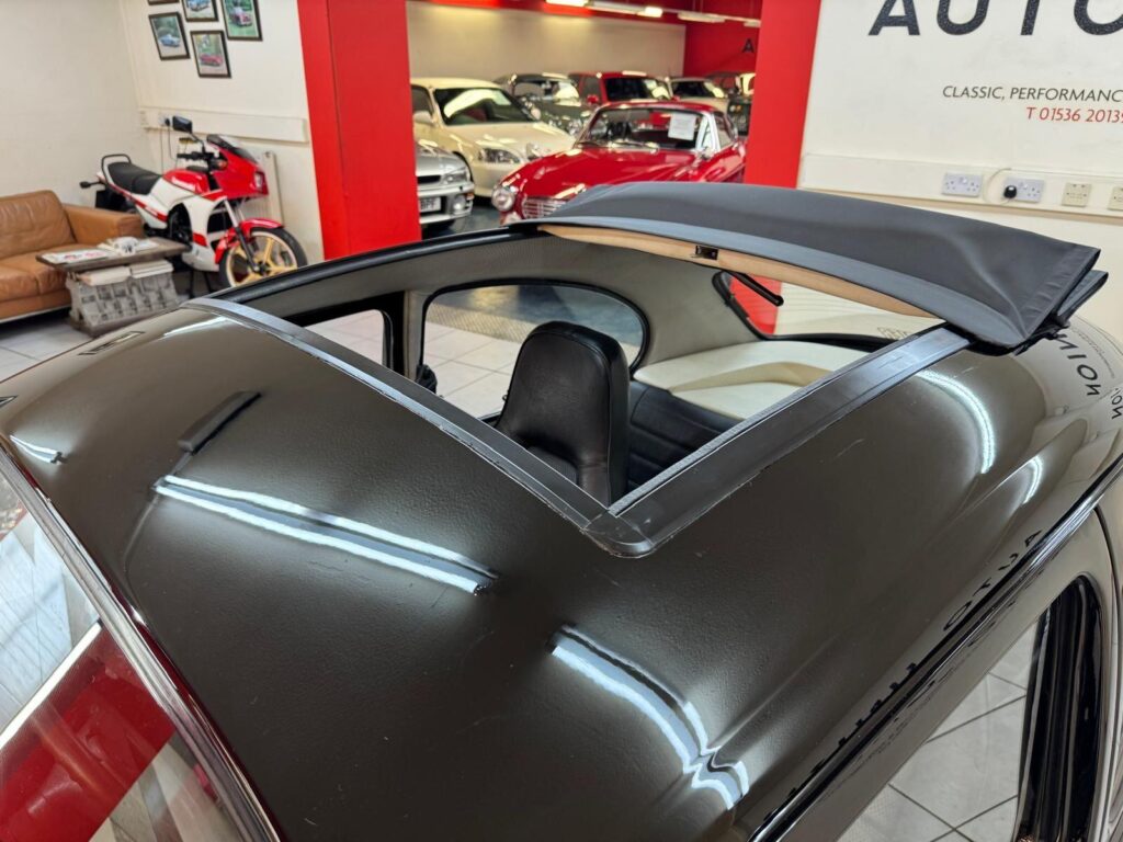 1997 Volkswagen Beetle R855KFB