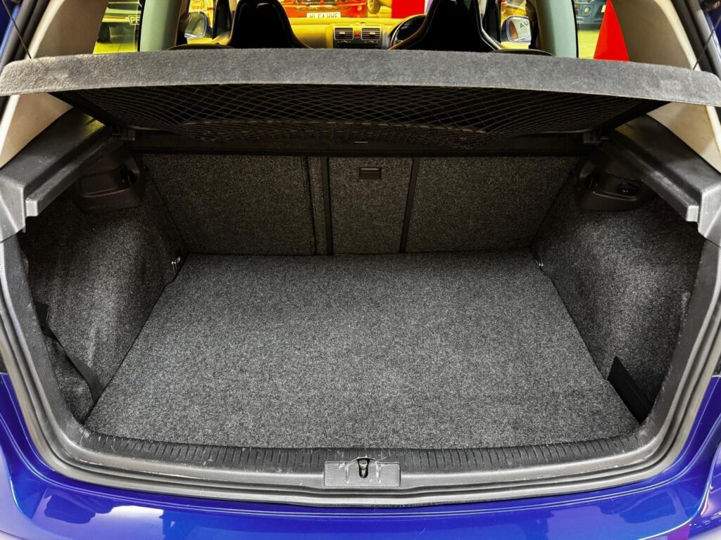 2006 Volkswagen Golf SV06HLX