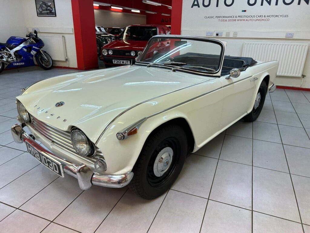 1966 Triumph TR4 HNB103D