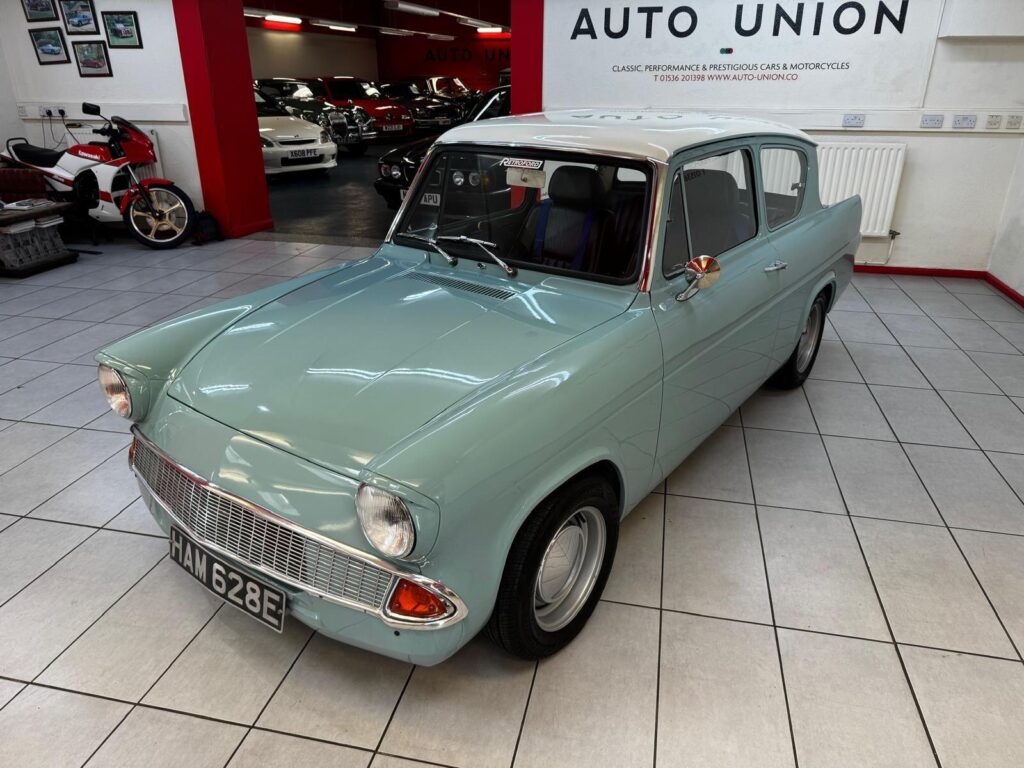 1967 Ford Anglia HAM628E